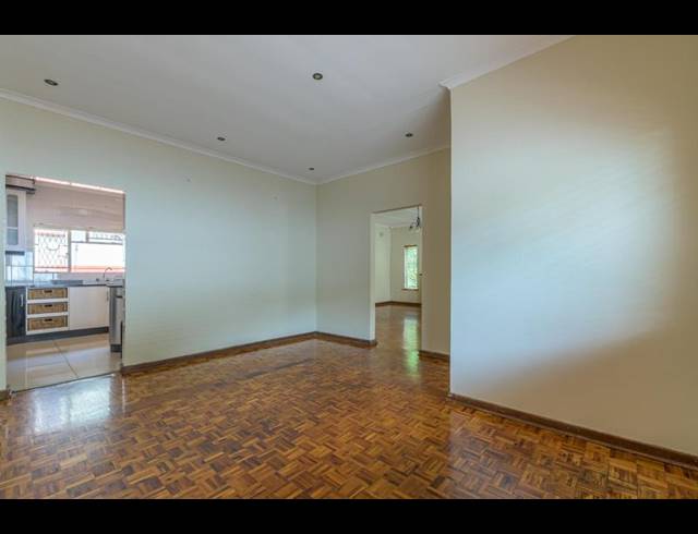 5 BEDROOM HOUSE FOR SALE IN BOUGHTON